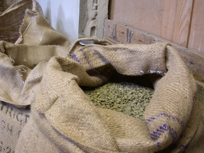 Rösten-Rohkaffee im Sack