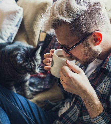 man, sofa, coffee-2178466.jpg